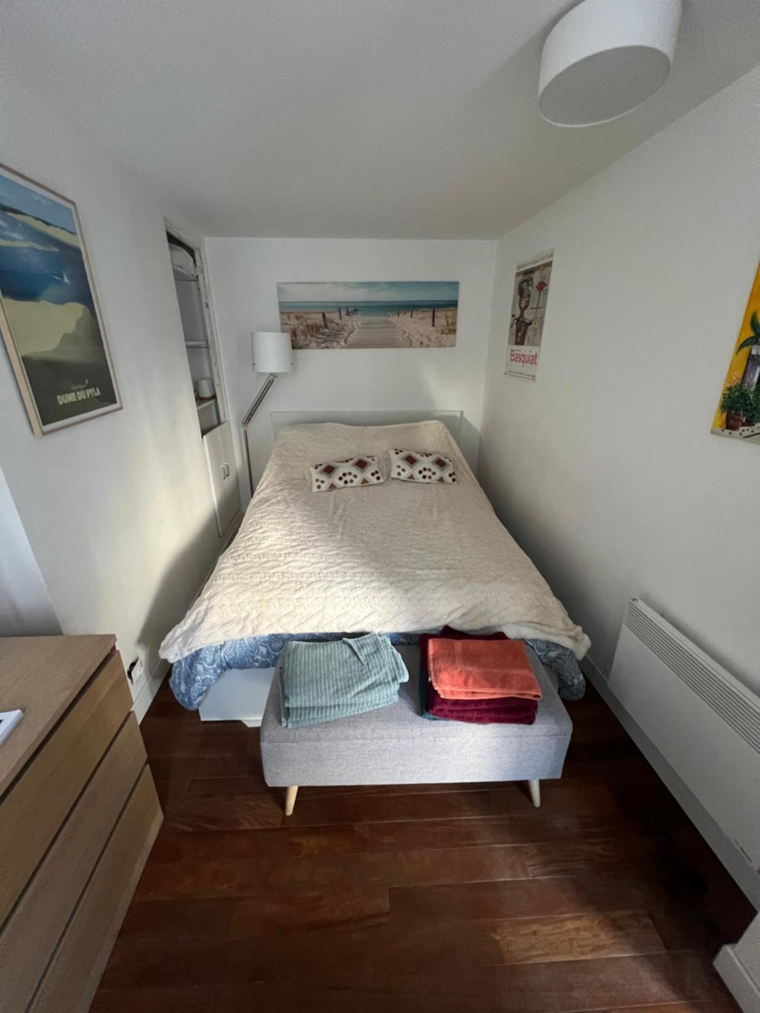 Charming Apartment 40 M2, 10Th Paris Luaran gambar